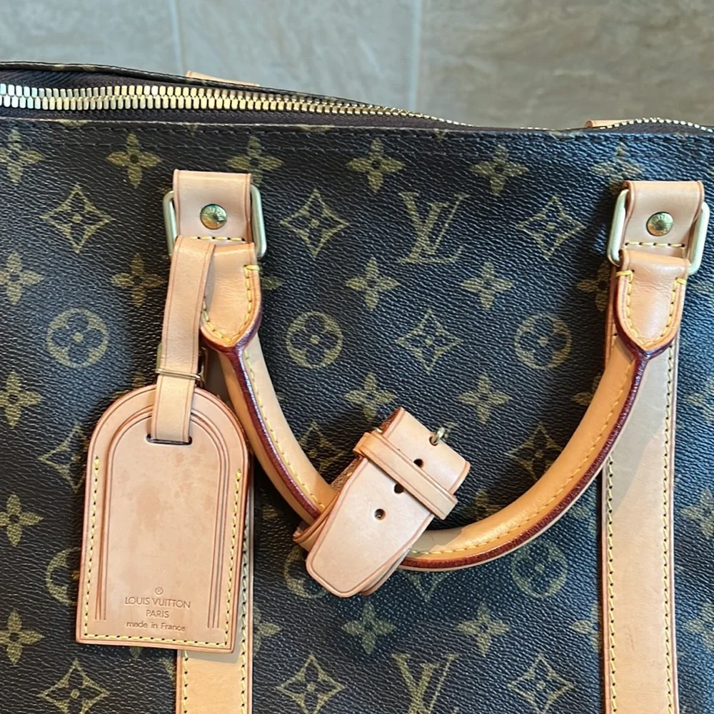 - Amazing Keepall bag by Louis Vuitton